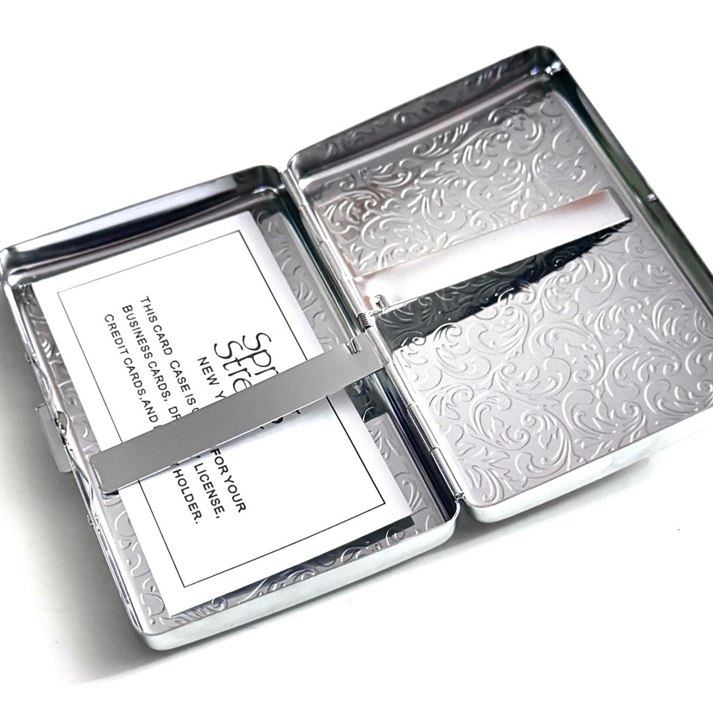 SPRING STREET DESIGN SEMI PRESIOUS CARD HOLDER WITH TURQUOISE STONE BEE - Picture 3 of 5